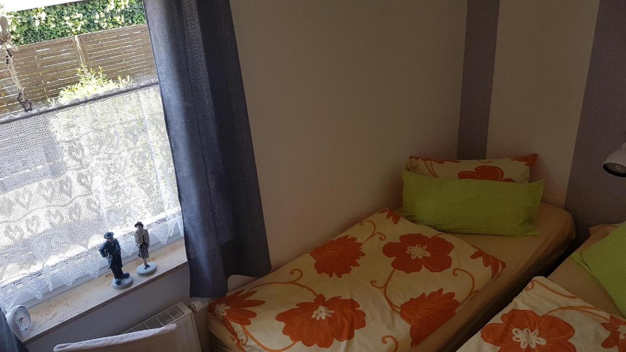 Ferienwohnung Tschitschmann Наумбург Екстер'єр фото