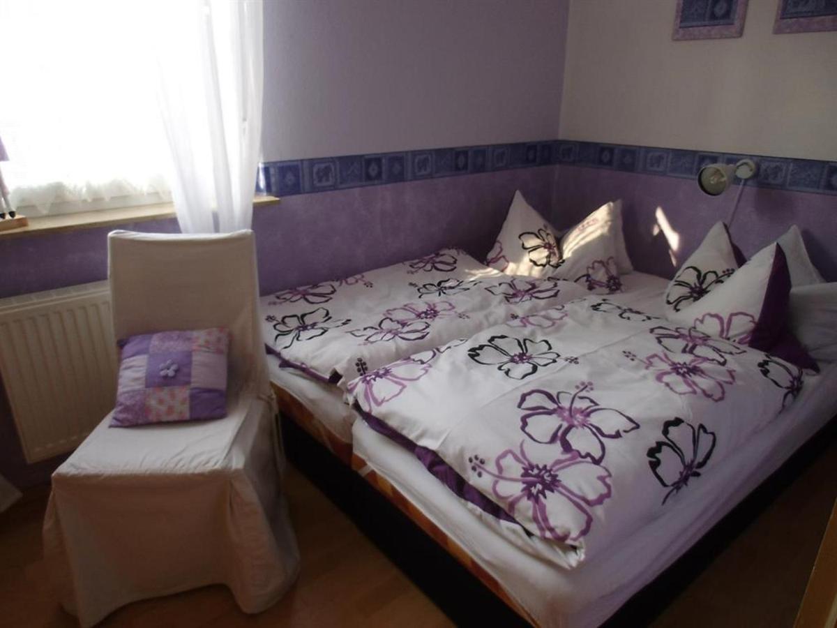 Ferienwohnung Tschitschmann Наумбург Екстер'єр фото
